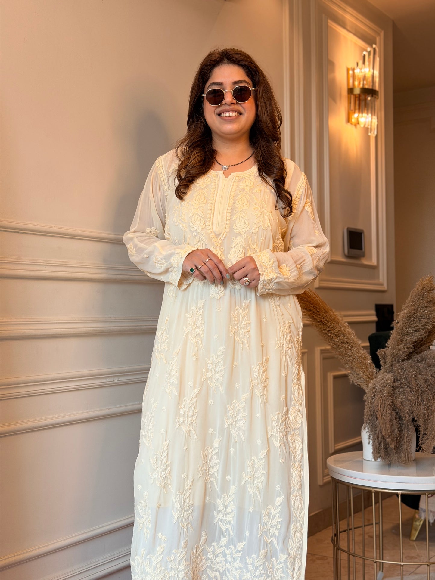 Hand Embroidered 3DChikankari Kurta | Viscose | Ivory