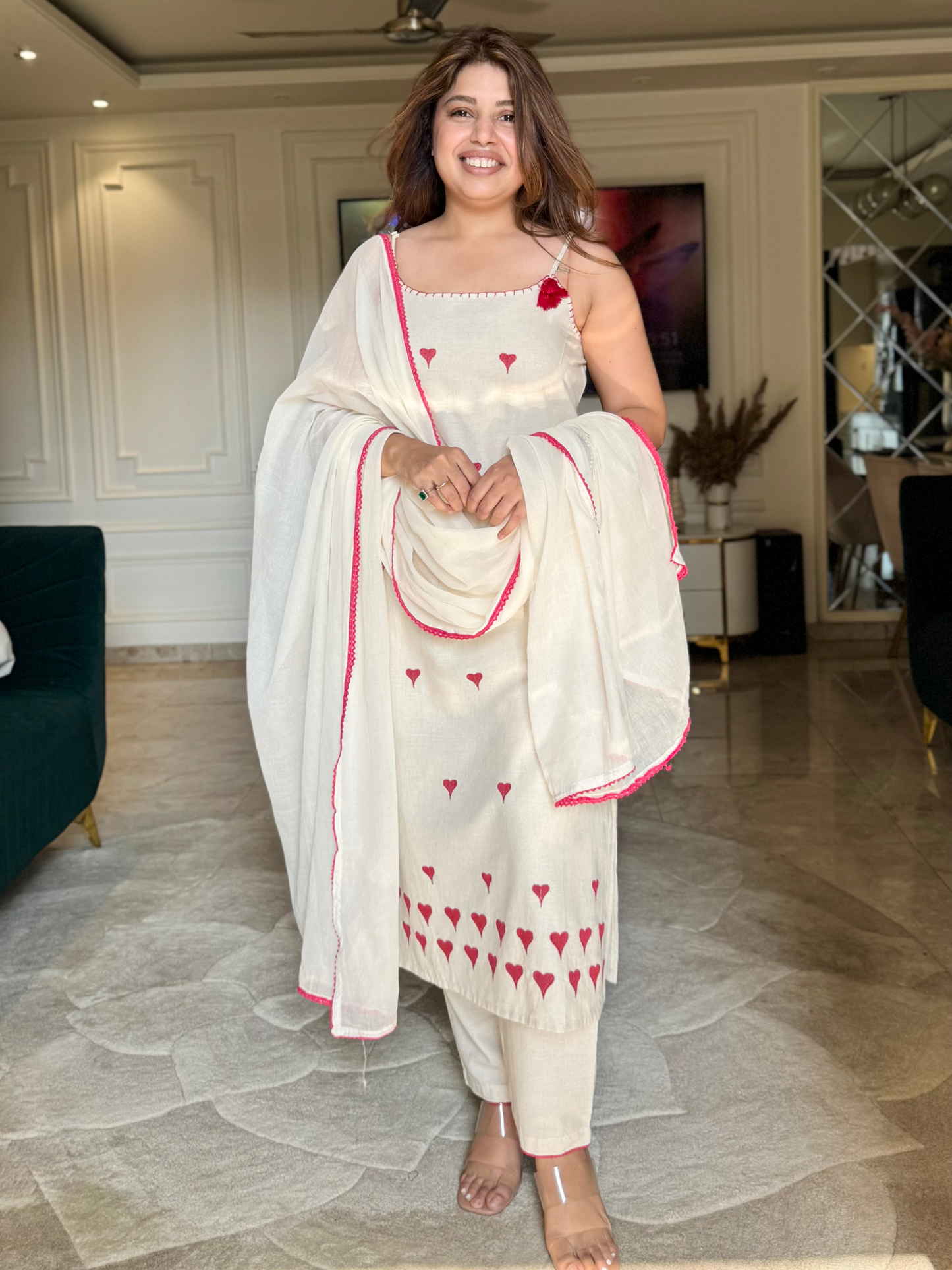 3-Piece Cotton Sleeveless Suit – Heart Print with Dupatta
