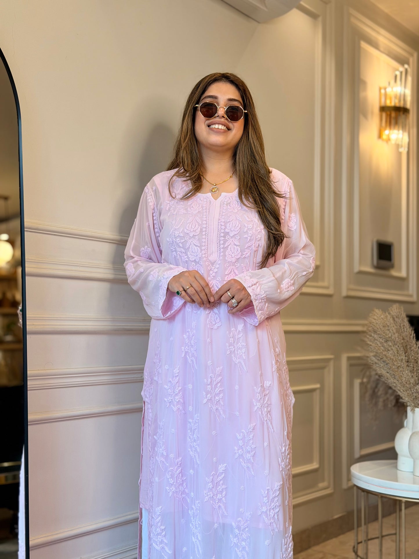 Hand Embroidered 3DChikankari Kurta | Viscose | Pink