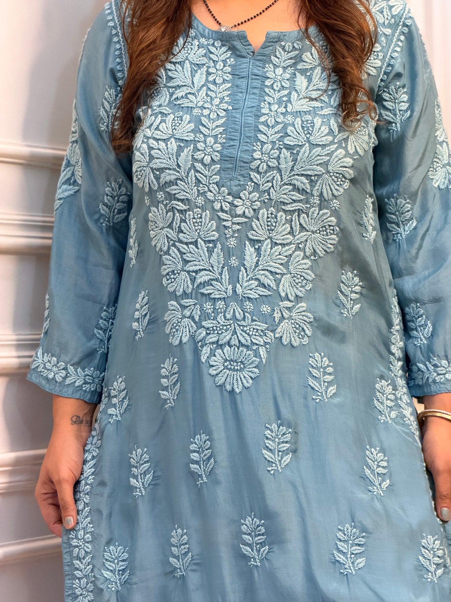 Hand Embroidered 3DChikankari Kurta | Mul Chanderi | Dusty Blue