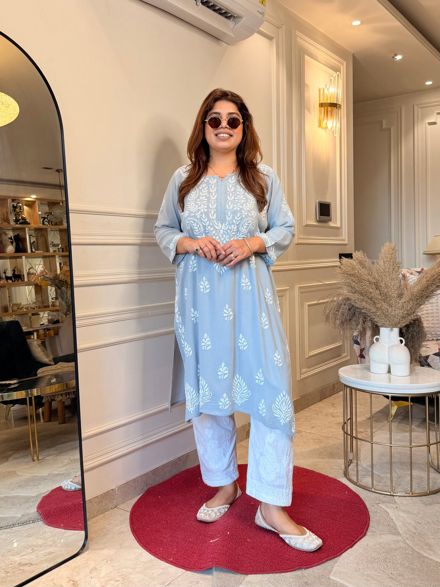 Hand Embroidered Chikankari Kurta | Modal | Pastel Grey