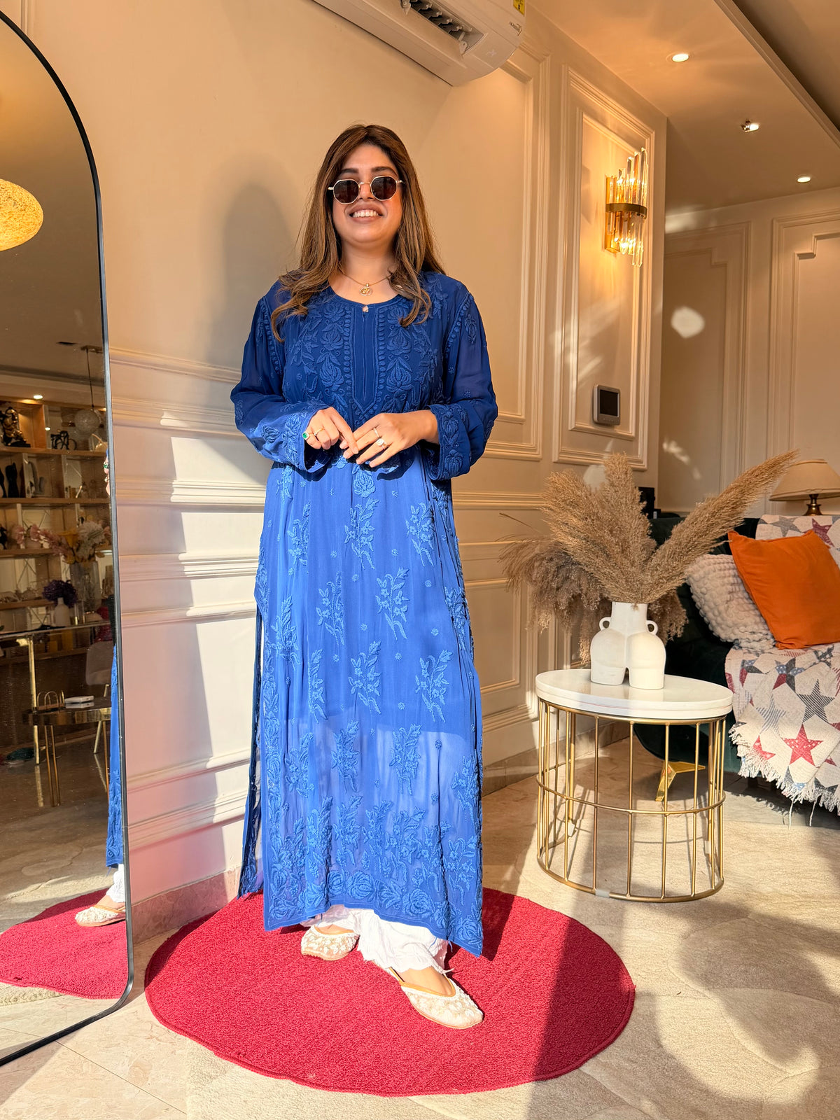 Hand Embroidered 3DChikankari Kurta  | Viscose | Royal Blue