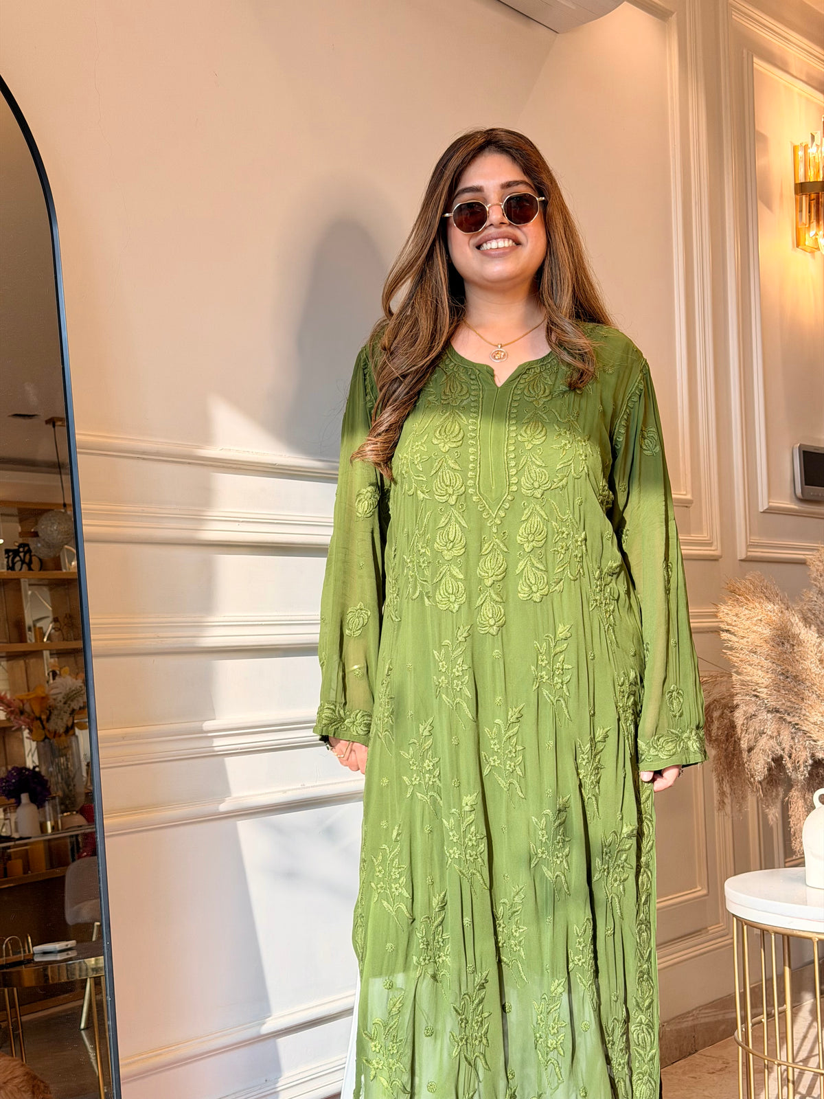 Hand Embroidered 3DChikankari Kurta  | Viscose | Green
