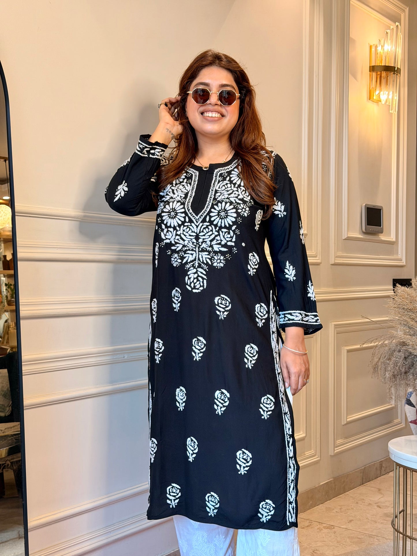 Hand Embroidered Chikankari Kurta | Modal | Black