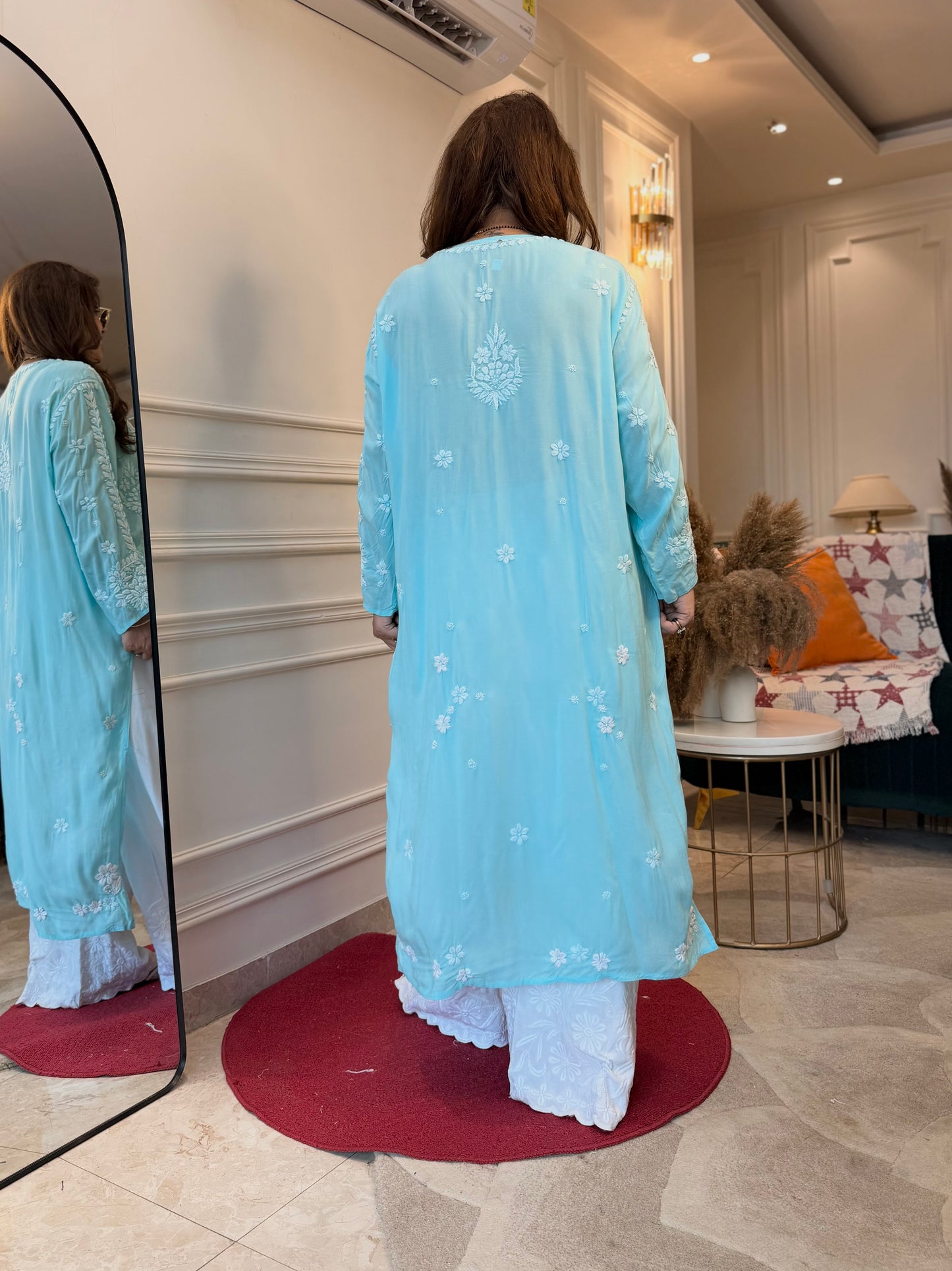 Hand Embroidered 3DChikankari Kurta  | Modal | Light Frozi