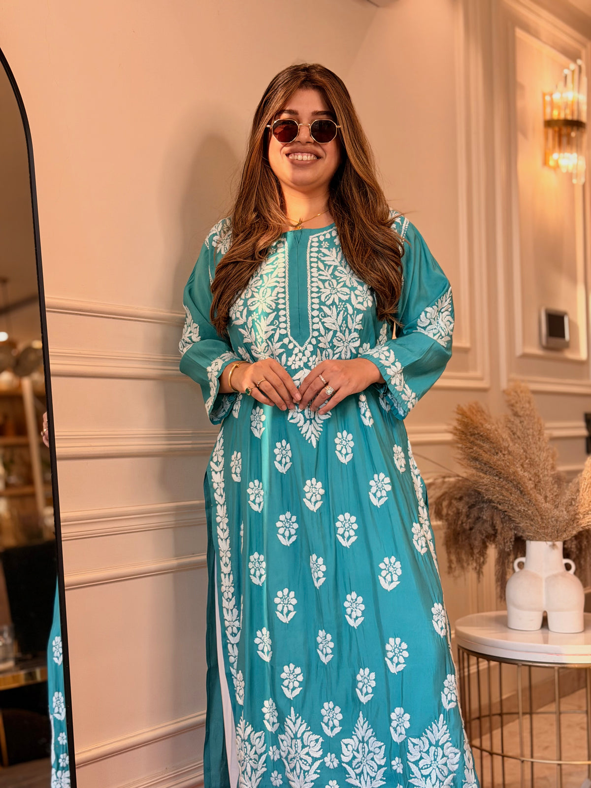 Hand Embroidered 3D Chikankari Kurta | Mul Chanderi | Frozi