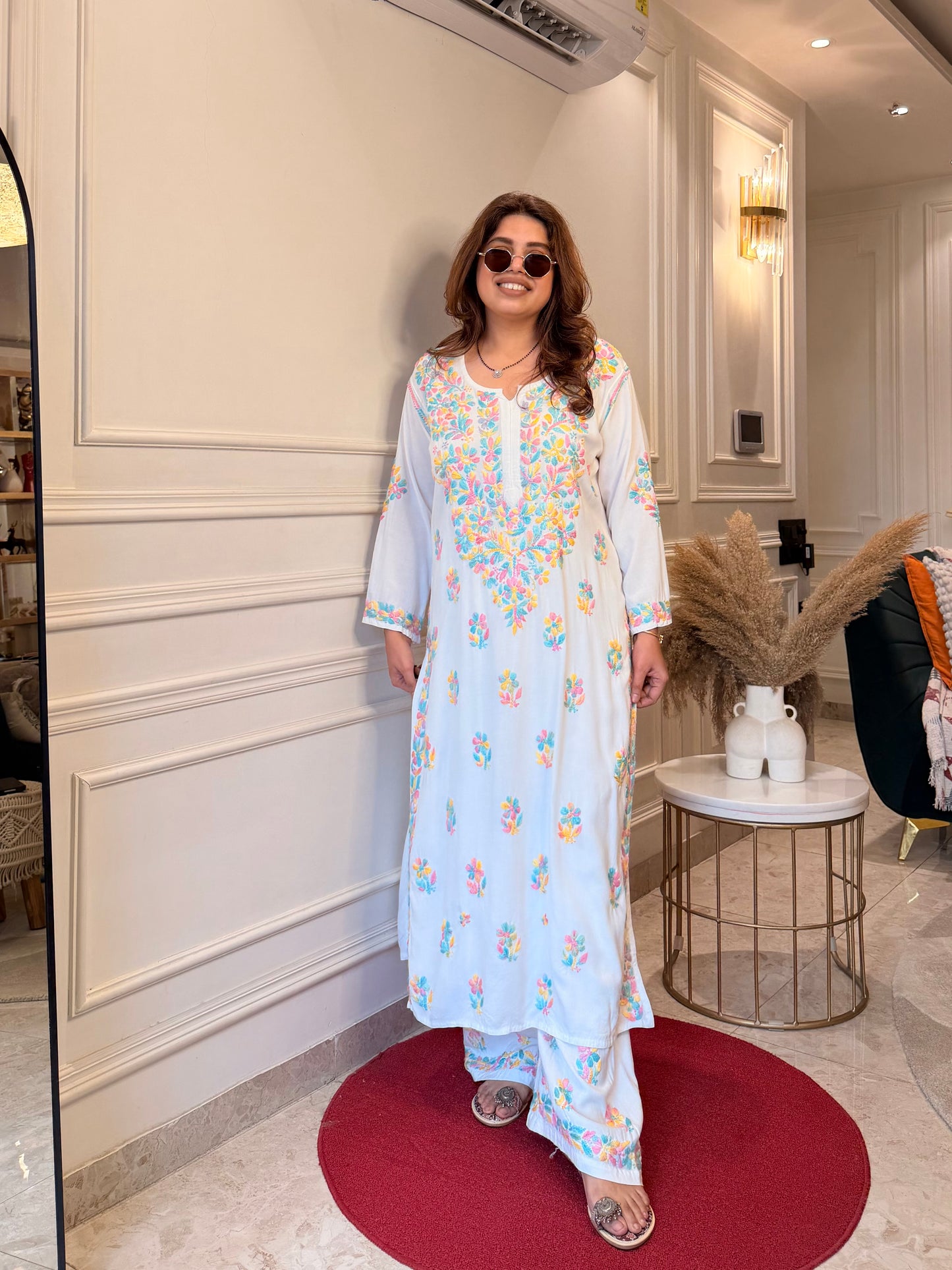 Hand Embroidered Chikankari Kurta Set - white with Multicoloured