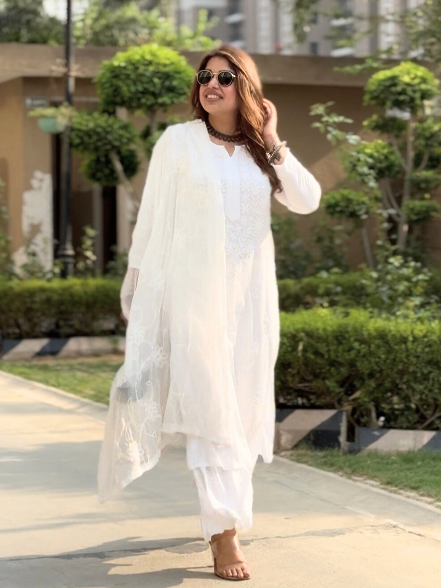 White Chicken Kari 3 Piece Suit