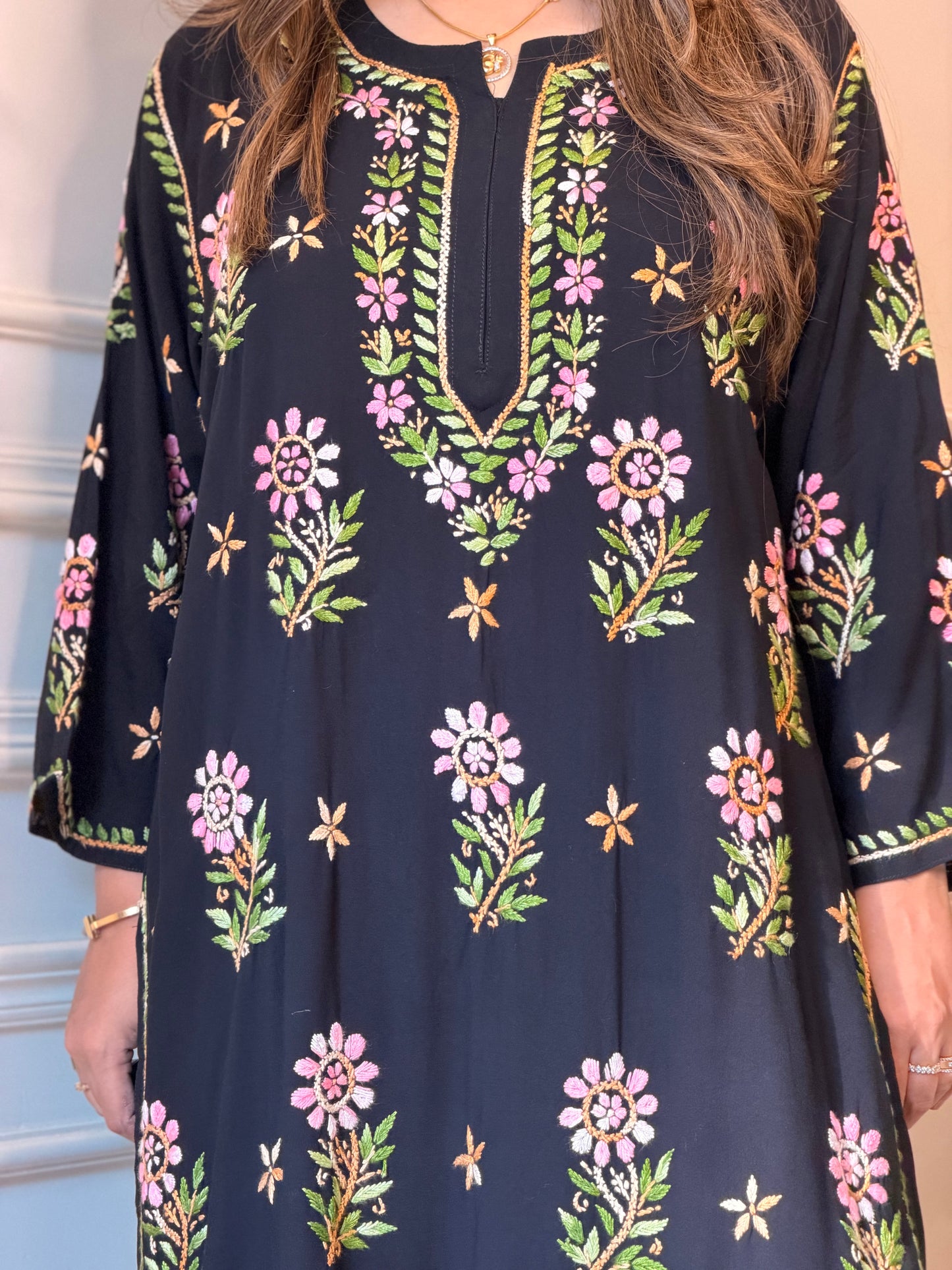 Hand Embroidered Chikankari Kurta set | Premium Soft Cotton | Black with light pink