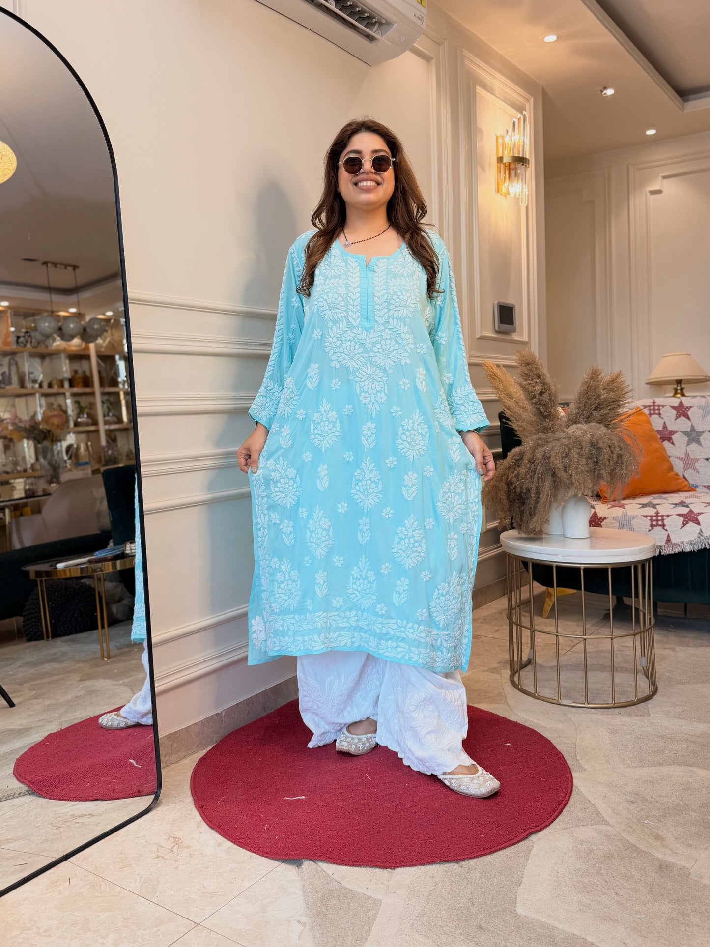 Hand Embroidered 3DChikankari Kurta  | Modal | Light Frozi