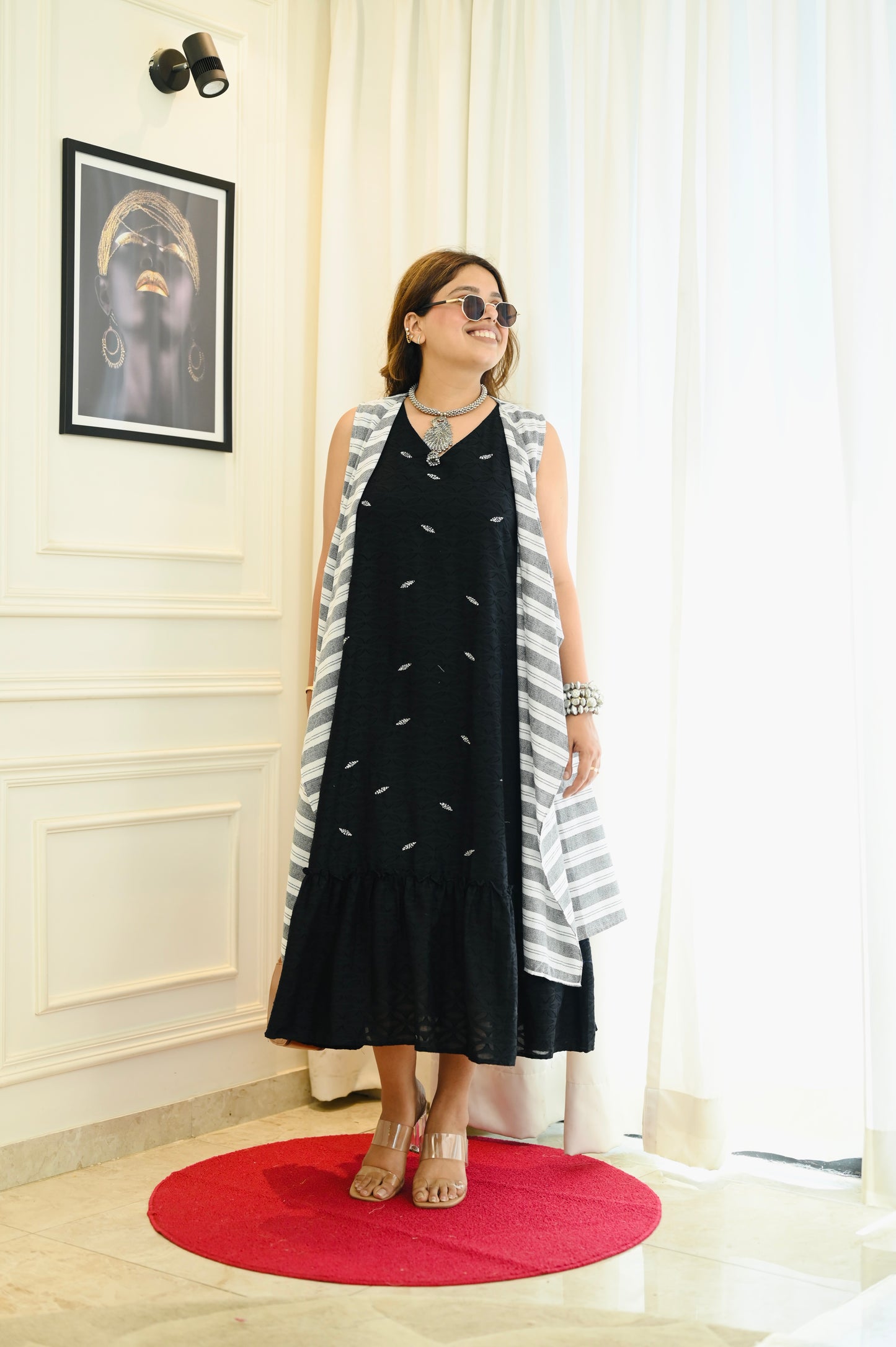 Elegant Black Dress with Detachable Shrug