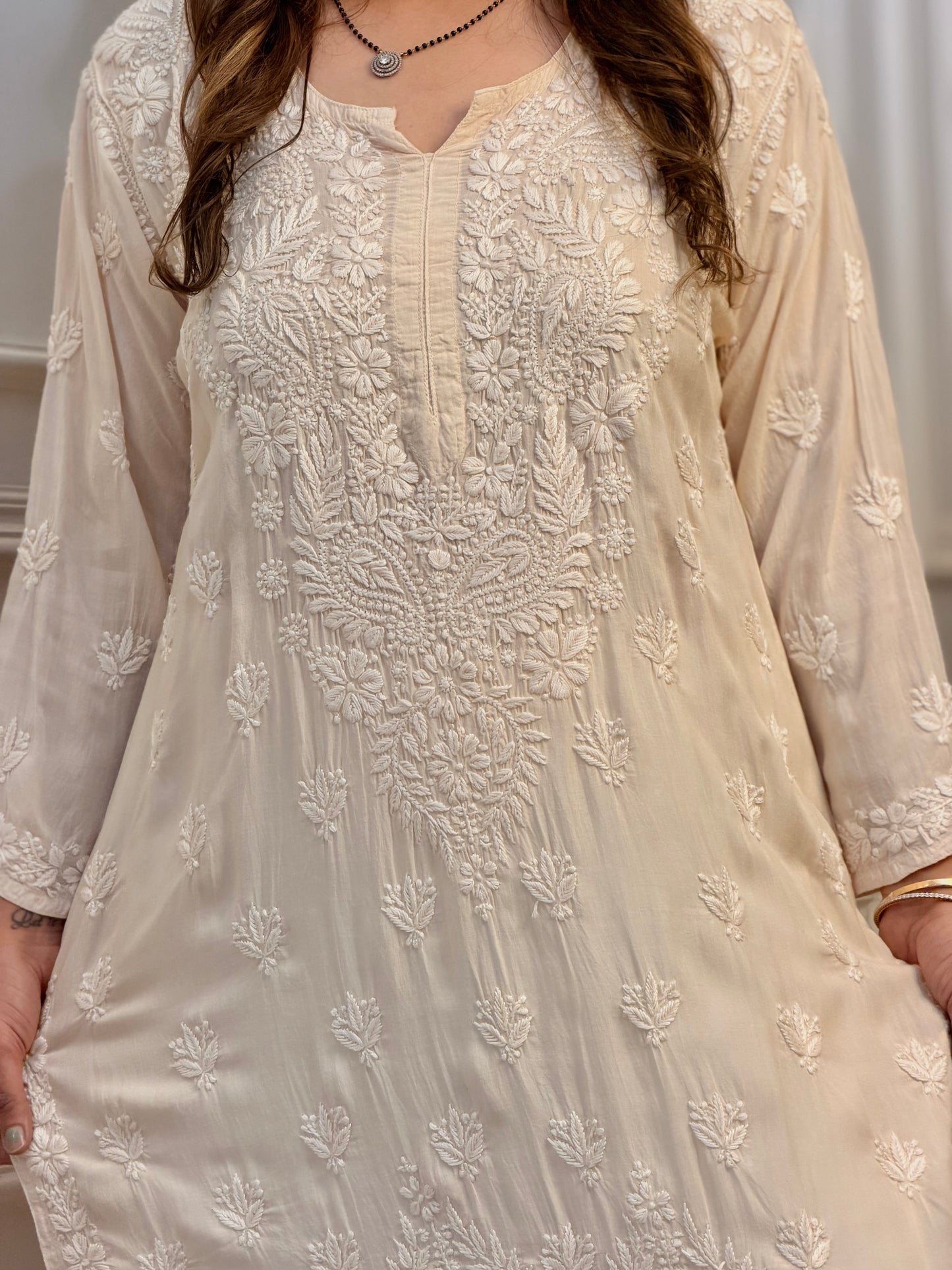 Hand Embroidered 3DChikankari Kurta  | Mul Chanderi | Ivory
