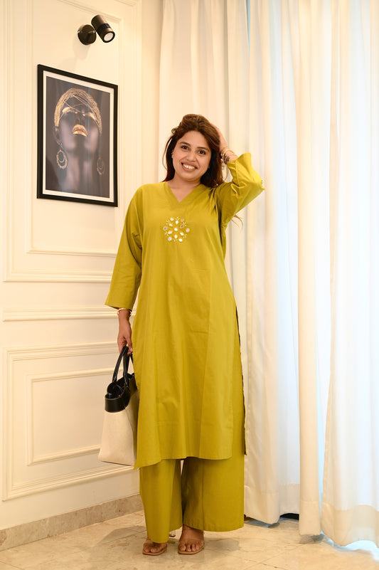 Elegant Olive Green Plus Size Kurta Set