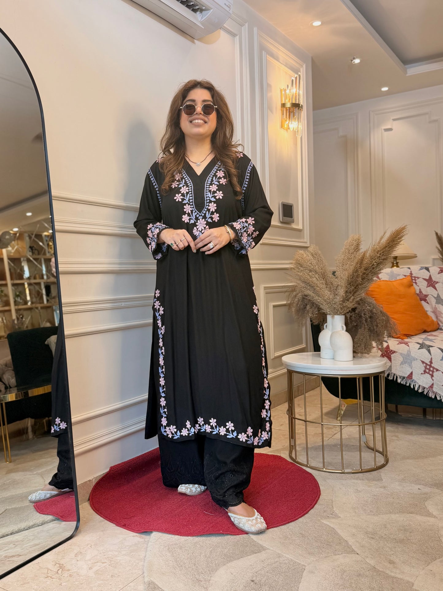 Hand Embroidered 3D Chikankari Kurta | Modal | Black with Purple Pink