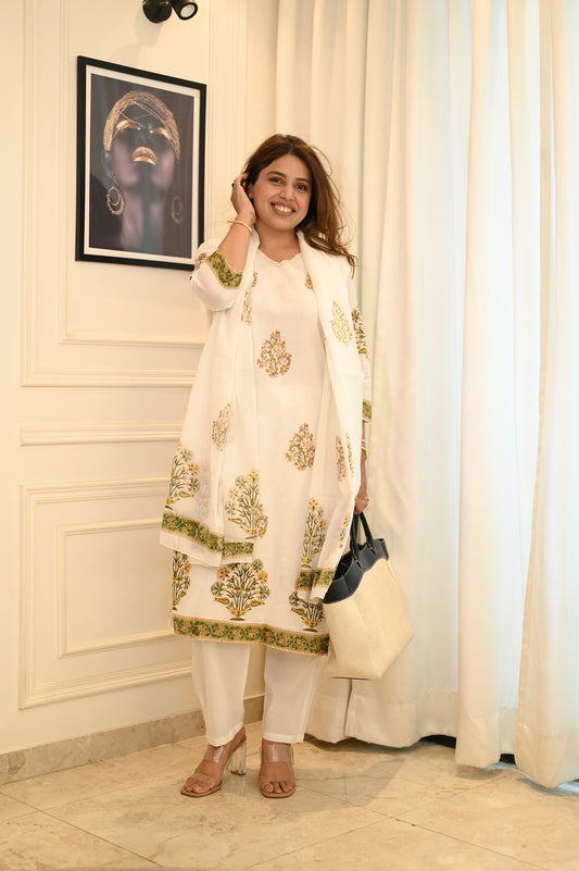 Ivory Jaipuri Print Kurta Set with Dupatta