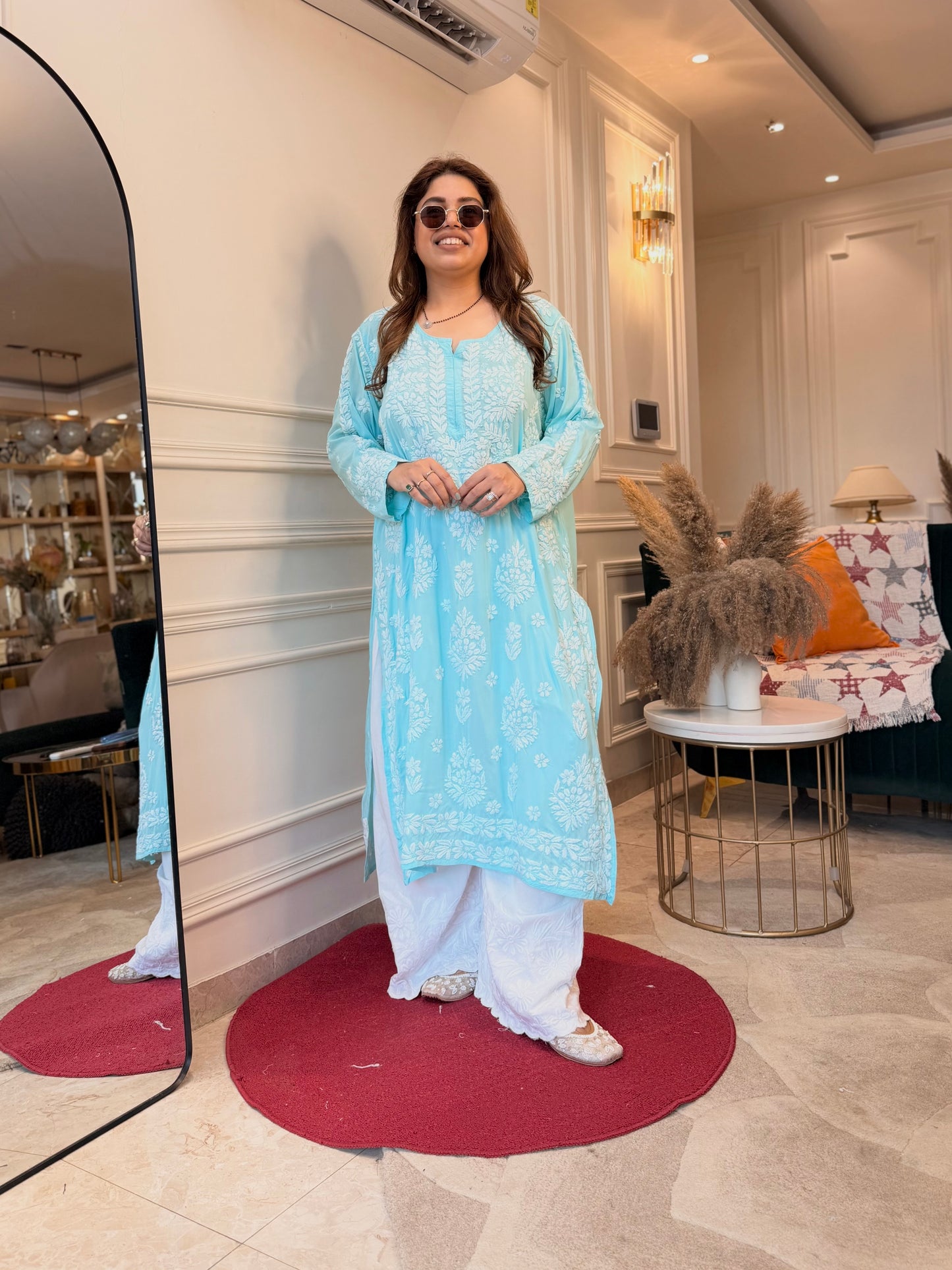 Hand Embroidered 3DChikankari Kurta  | Modal | Light Frozi