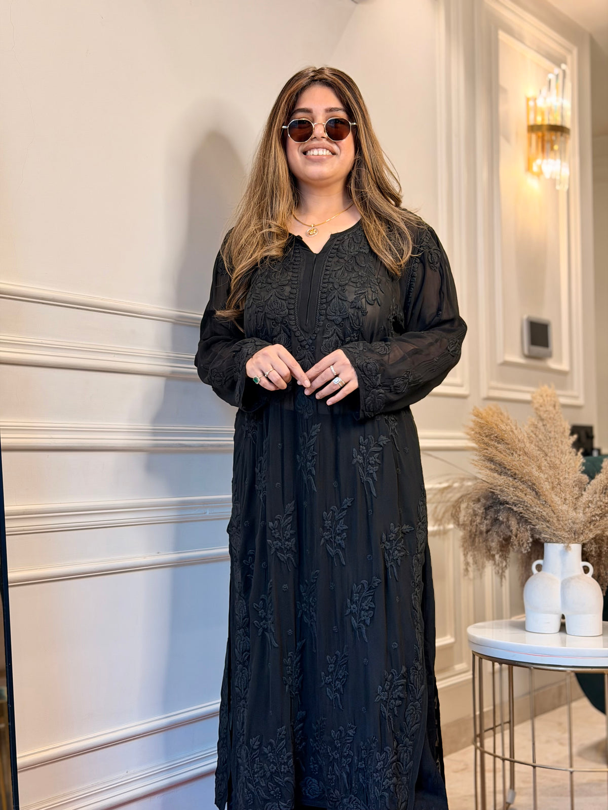 Hand Embroidered 3DChikankari Kurta  | Viscose | Black