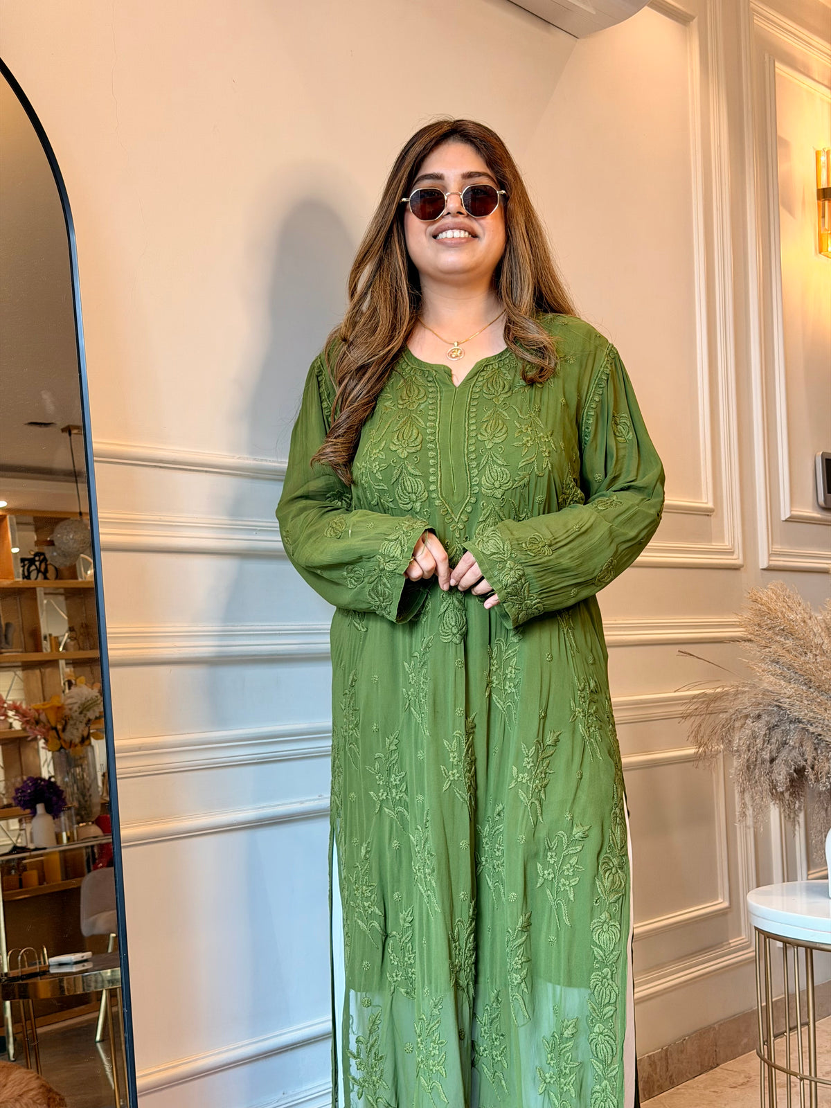 Hand Embroidered 3DChikankari Kurta  | Viscose | Green