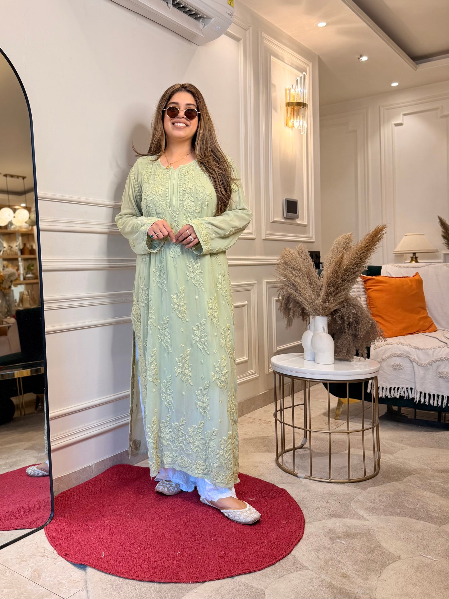 Hand Embroidered 3DChikankari Kurta  | Viscose | Olive Green