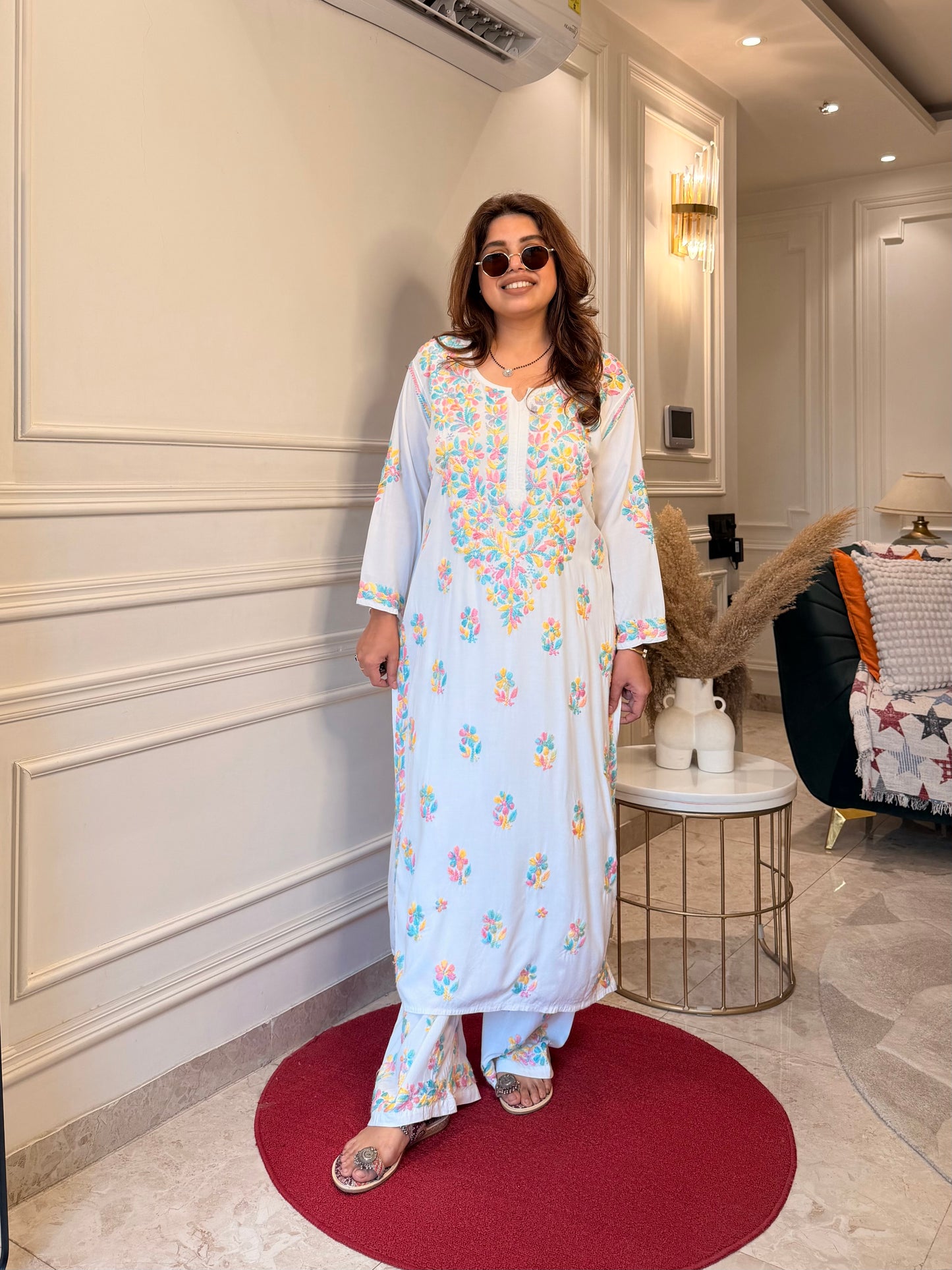 Hand Embroidered Chikankari Kurta Set - white with Multicoloured