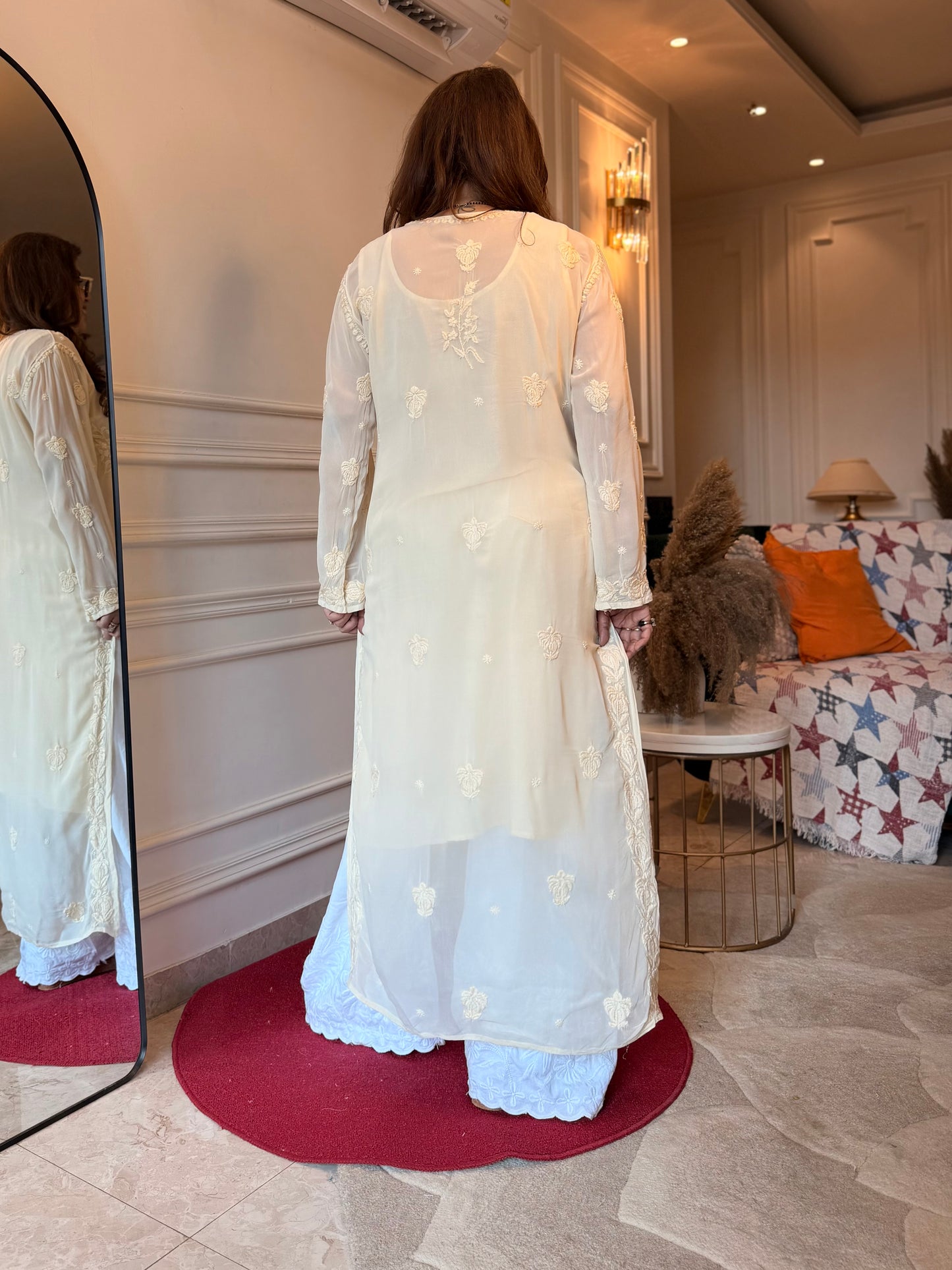 Hand Embroidered 3DChikankari Kurta  | Viscose | Ivory