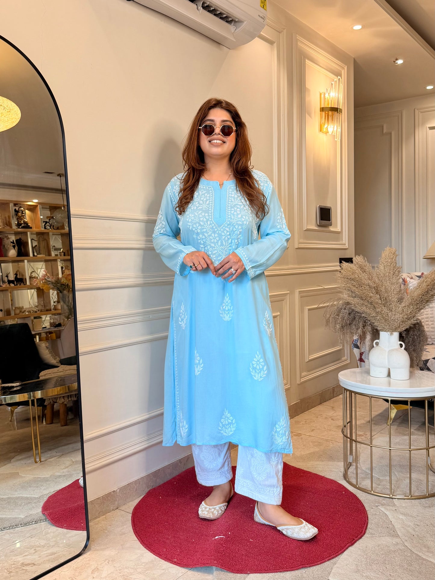 Hand Embroidered Chikankari Kurta | Modal | Frozi