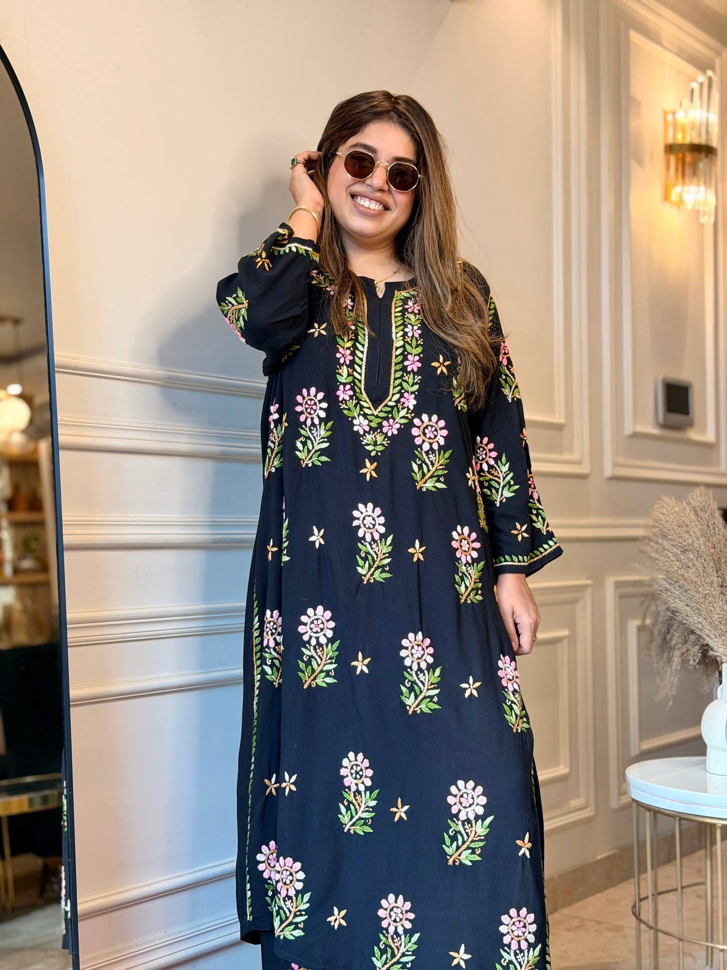 Hand Embroidered Chikankari Kurta set | Premium Soft Cotton | Black with light pink